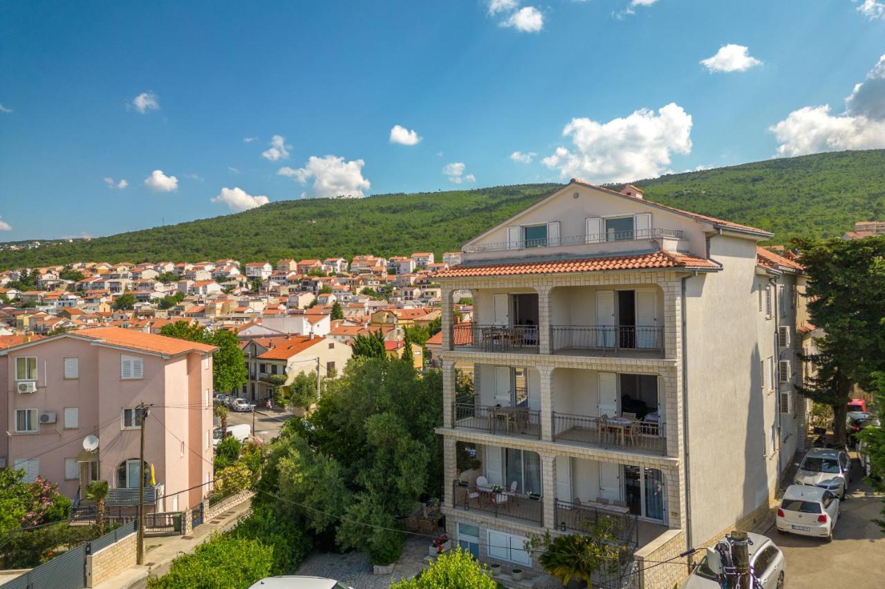Apartments Lonzor I Selce Exterior photo